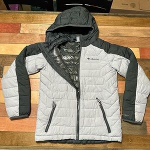 Youth M (10-12) Columbia Omni-Heat GREY puffer Jacket with Hood.
